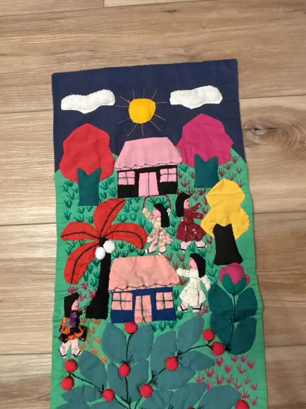 Vintage Folk Art Fabric Wall Hanging Applique Tapestry 30 Inch